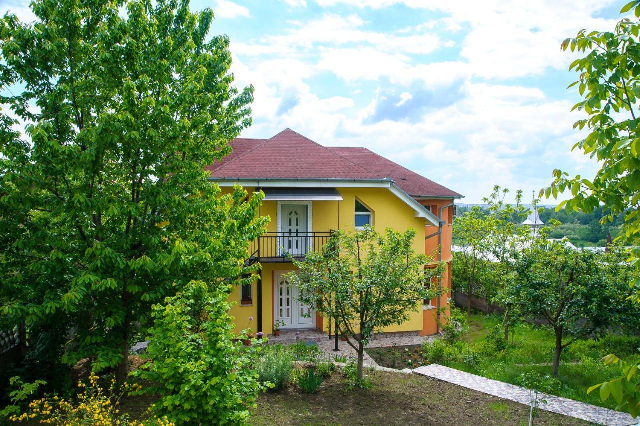 Casa Liana Hotel Oradea Ngoại thất bức ảnh