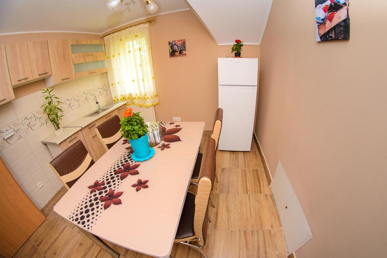 Casa Liana Hotel Oradea Ngoại thất bức ảnh
